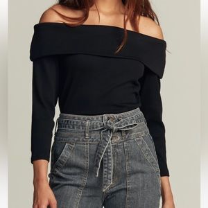 VERONICA BEARD | FAWSETT OFF THE SHOULDER TOP in Medium